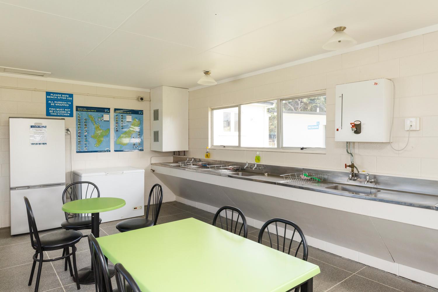 Foxton Beach Holiday Park Buitenkant foto