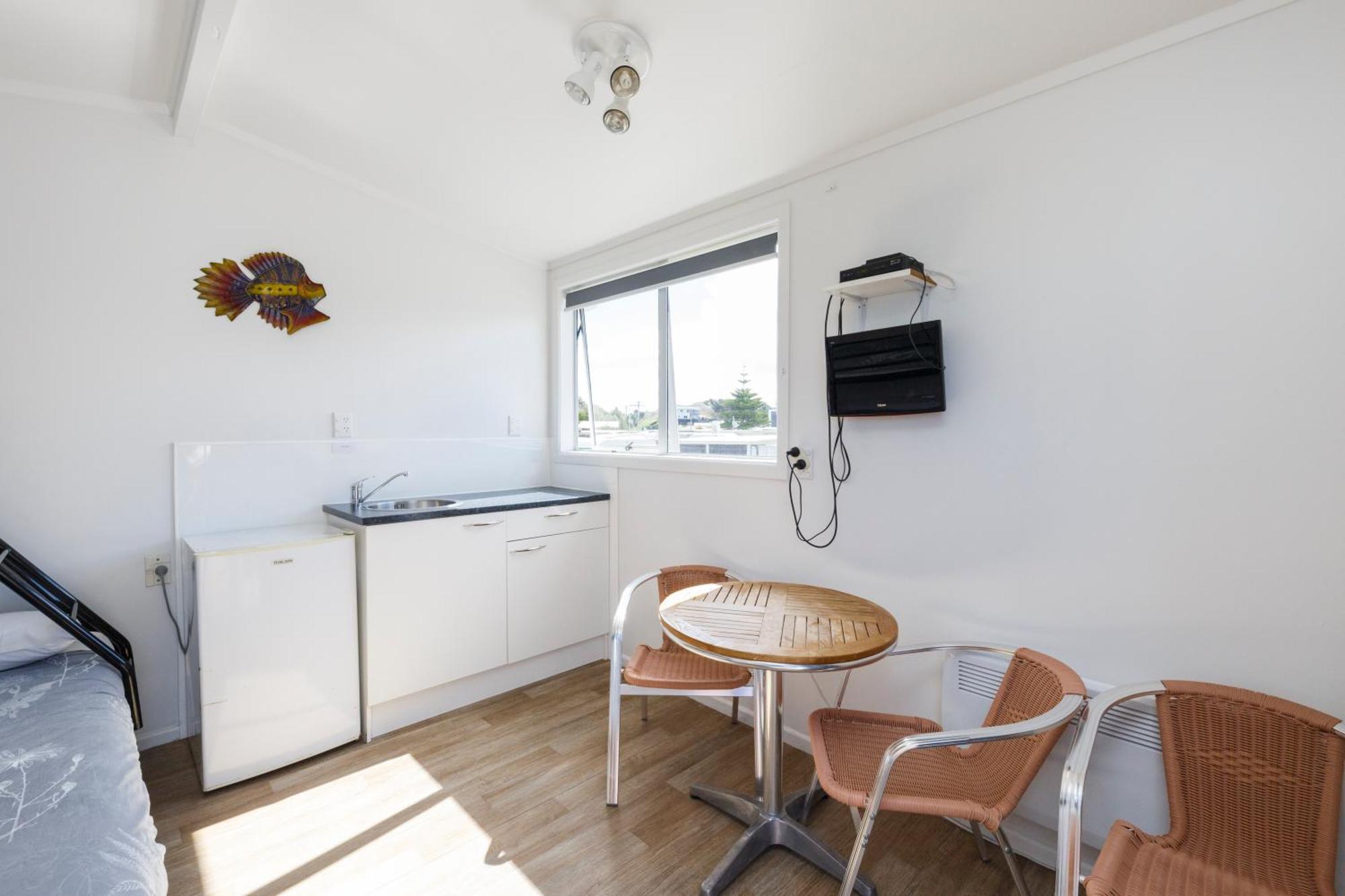 Foxton Beach Holiday Park Buitenkant foto