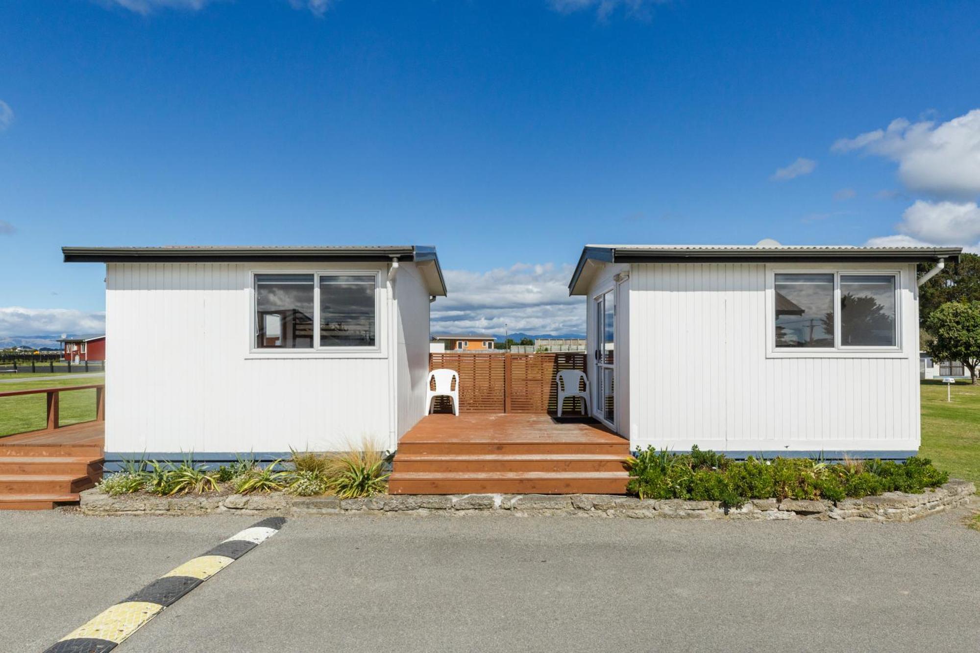 Foxton Beach Holiday Park Buitenkant foto