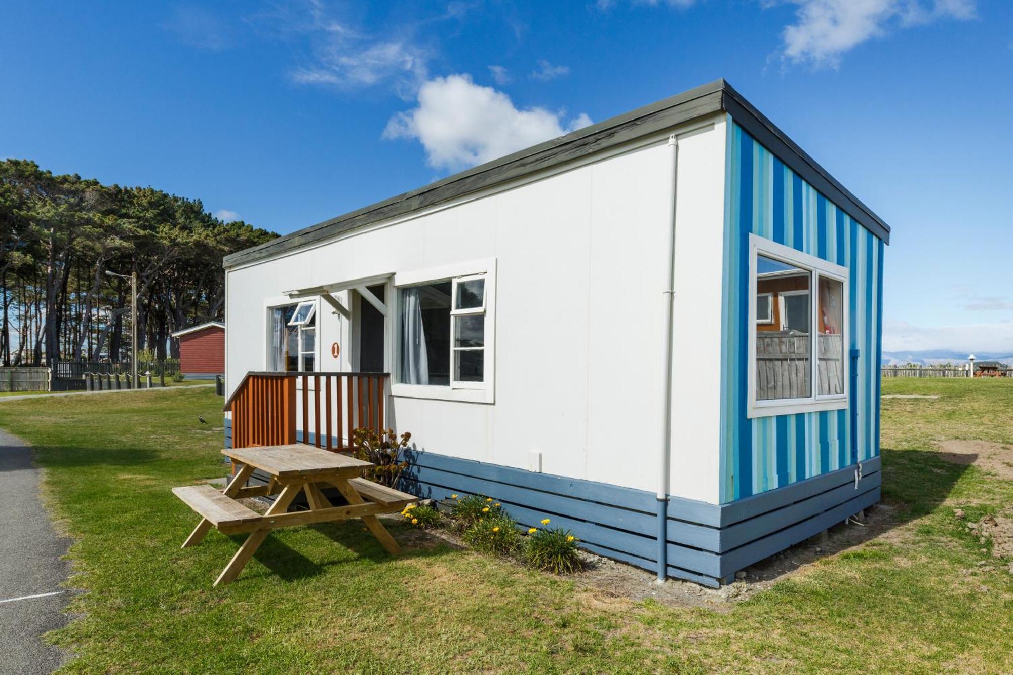 Foxton Beach Holiday Park Buitenkant foto